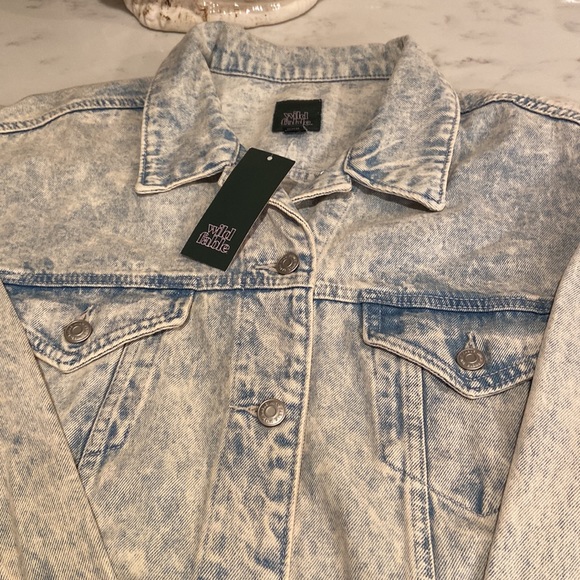 Wild fable over sized acid washed jean jacket nwt - Picture 4 of 6